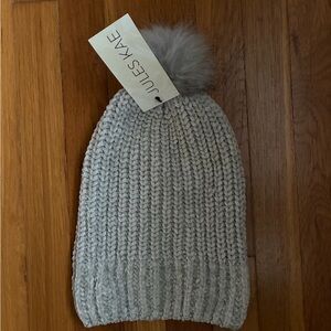 Jules Kae Cozy Gray Pom-Pom Hat